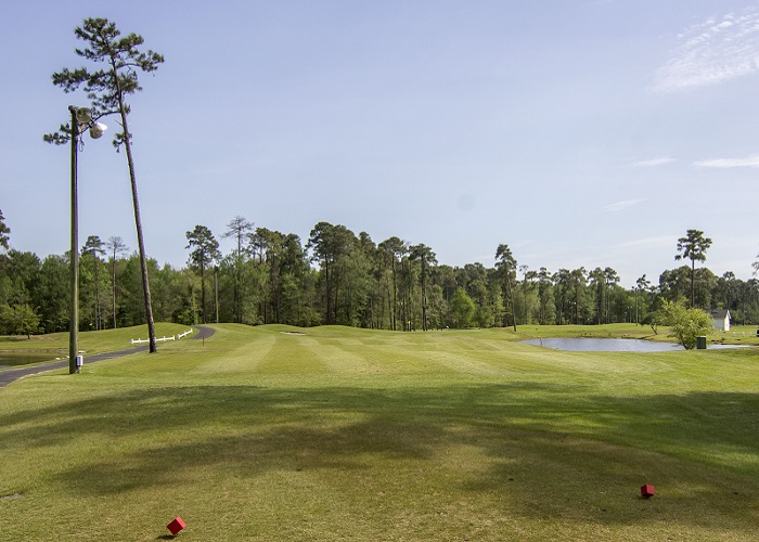 view of the fairway from the teeing area